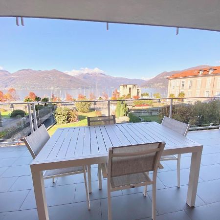 Appartamento Palazzo Di Vetro Luino Kültér fotó