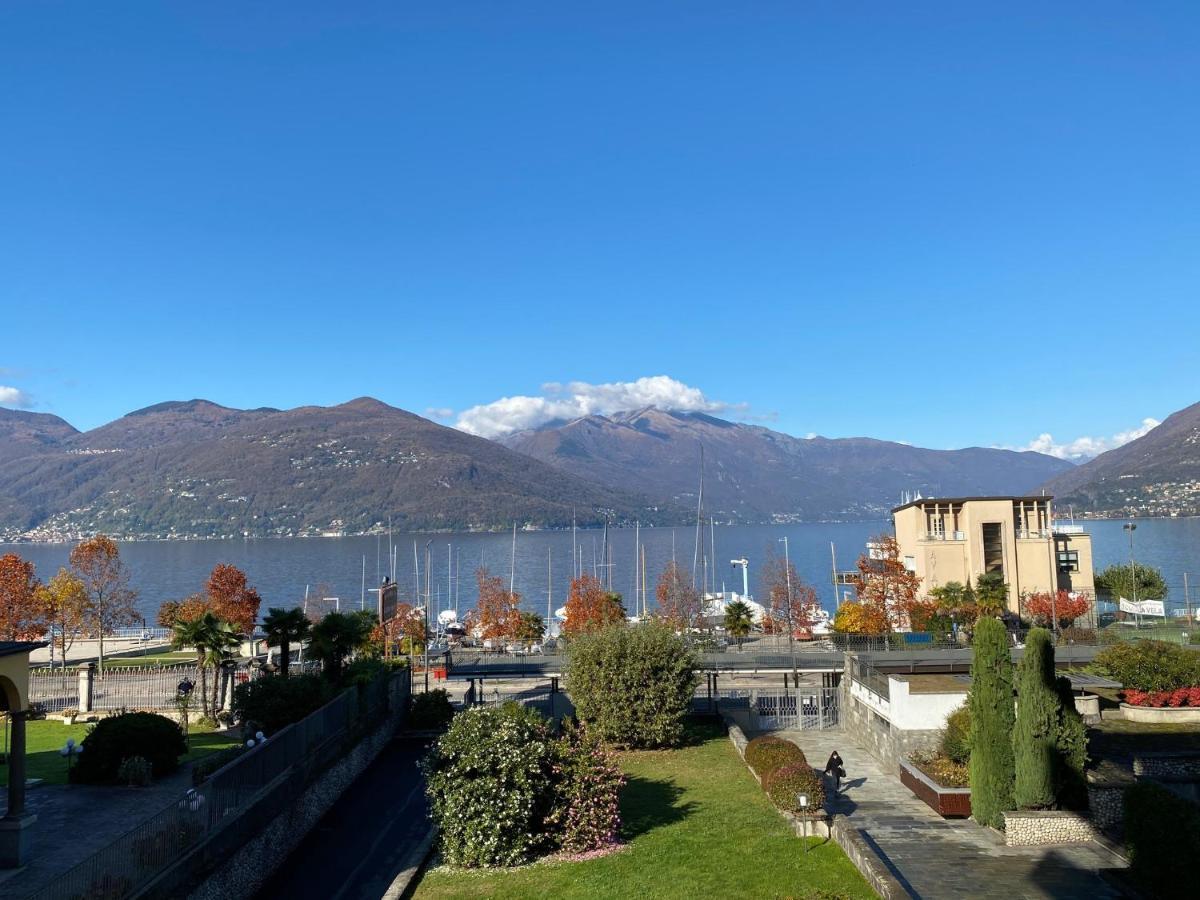 Appartamento Palazzo Di Vetro Luino Kültér fotó
